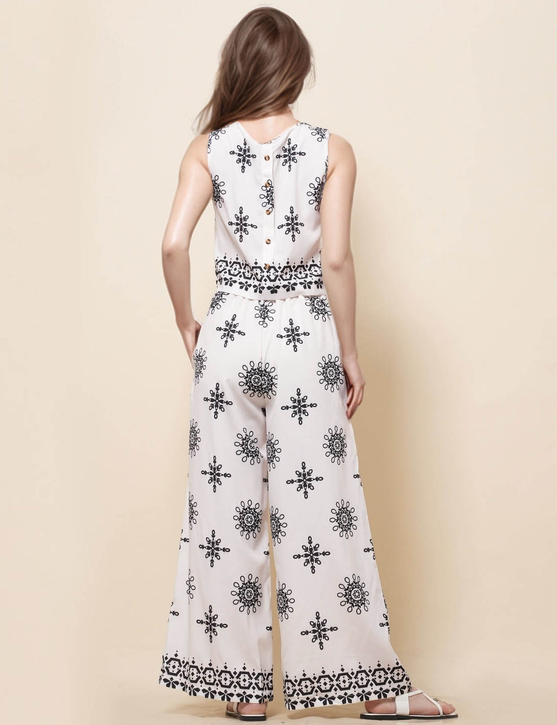 Ladies Round Neck Sleeveless Striped Print Top & Pants Set SKST51274