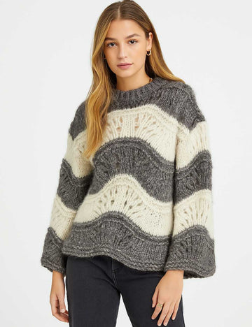 Ladies Chunky Knit Wave Striped Round Neck Sweater Top
