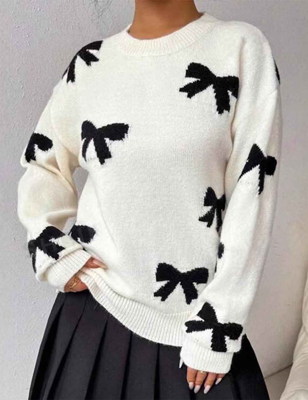 Ladies Color Black Bow Pullover Long Sleeves Sweater