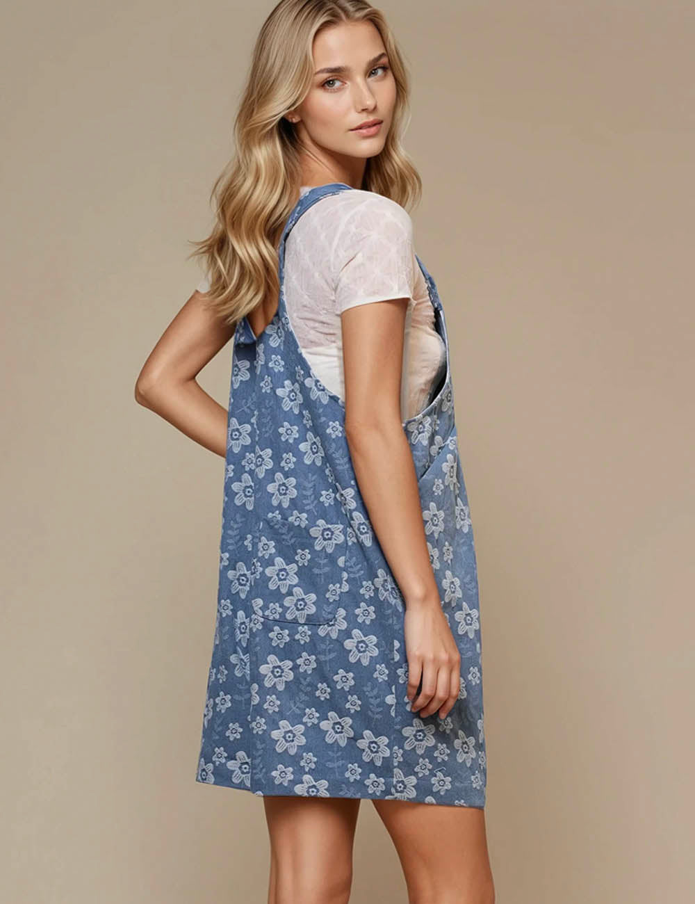 Ladies Strape Shoulder Flower Denim Romper SKJ50111