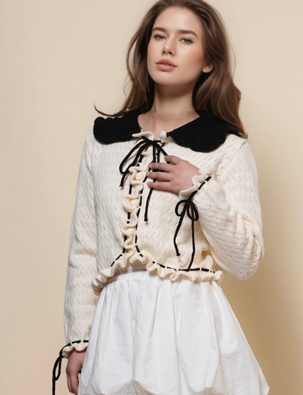 Ladies Peter Pan Collar Long Sleeves Knit Cardigan SKT50164