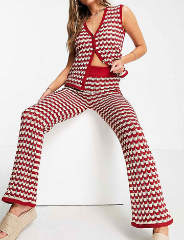Ladies Color Block Zigzag Pattern Button Crochet Knit Vest & Pants 2PCS Set