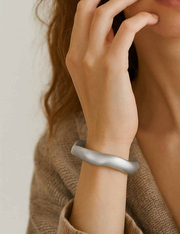 Ladies Geometric Wave Matte Metal Bangle