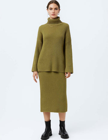 Ladies Turtle Neck Long Sleeves Knit Sweater Set