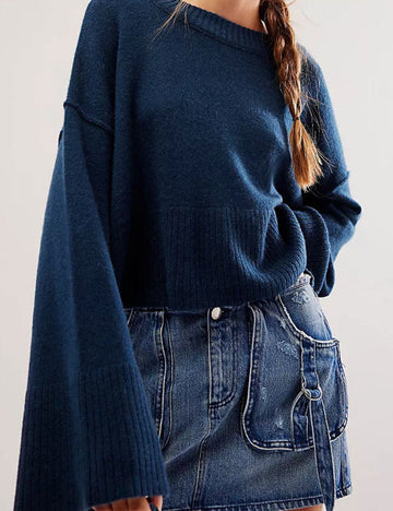 Ladies Solid Color Flare Sleeves Pullover Sweater SKT41168