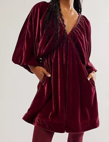 Ladies Velvet V-Neck Solid Color Romper SKD41177