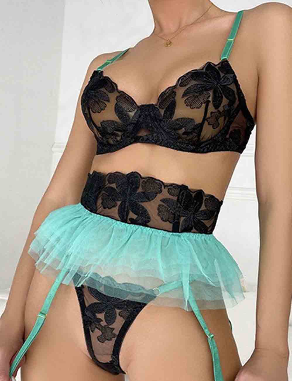 Ladies Solid Color Leg Straps 3PCS Lingerie Set 8MY96626