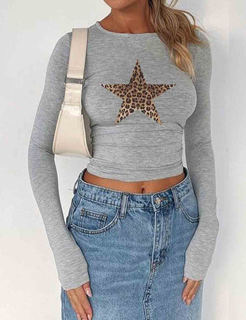 Ladies Star Leopard Print Long Sleeves Cropped Layering Top