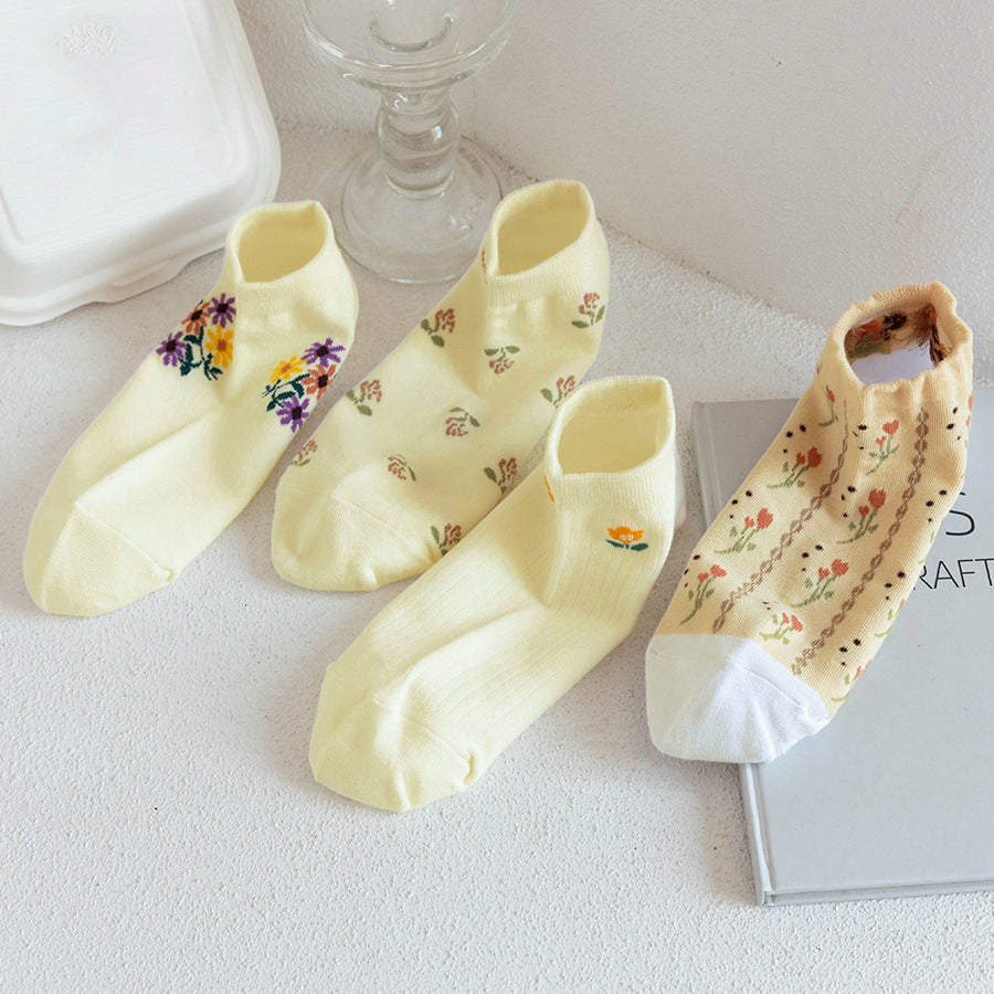 Ladies Floral Knit Boat Socks SKAS50024