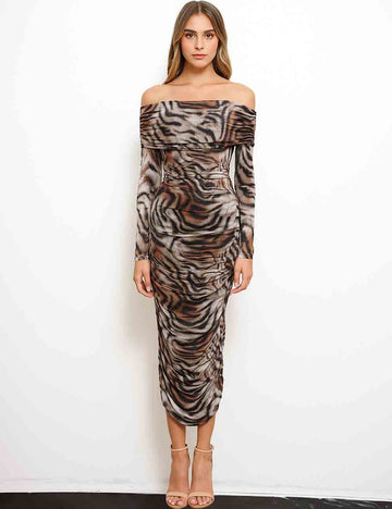Ladies Tiger Striped Off-Shoulder Wrinkle Mesh Maxi Dress
