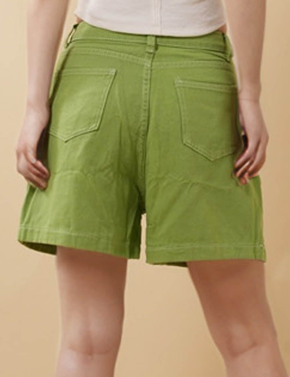 Ladies Solid Color Top-stitching Wide Leg Denim Shorts