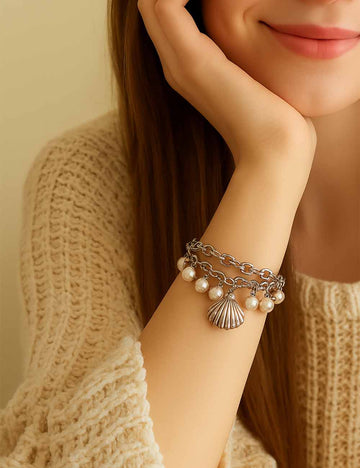 Ladies Pearl Shell Pendant Bracelet