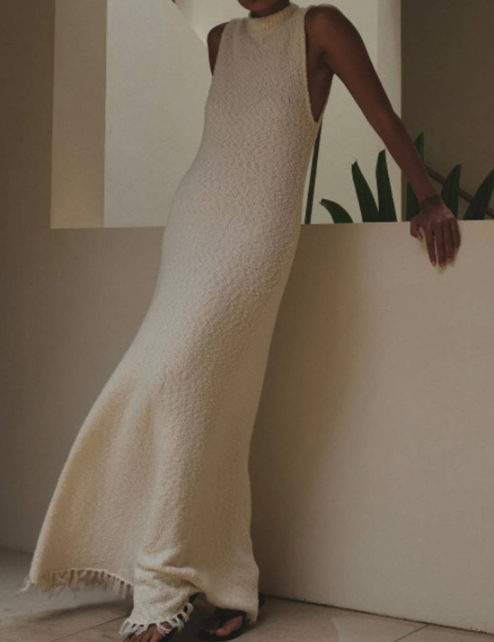 Ladies Sleeveless Tassels Hem Sweater Midi Dress SKD41067