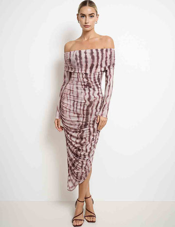 Ladies Abstract Striped Off-Shoulder Wrinkle Mesh Maxi Dress