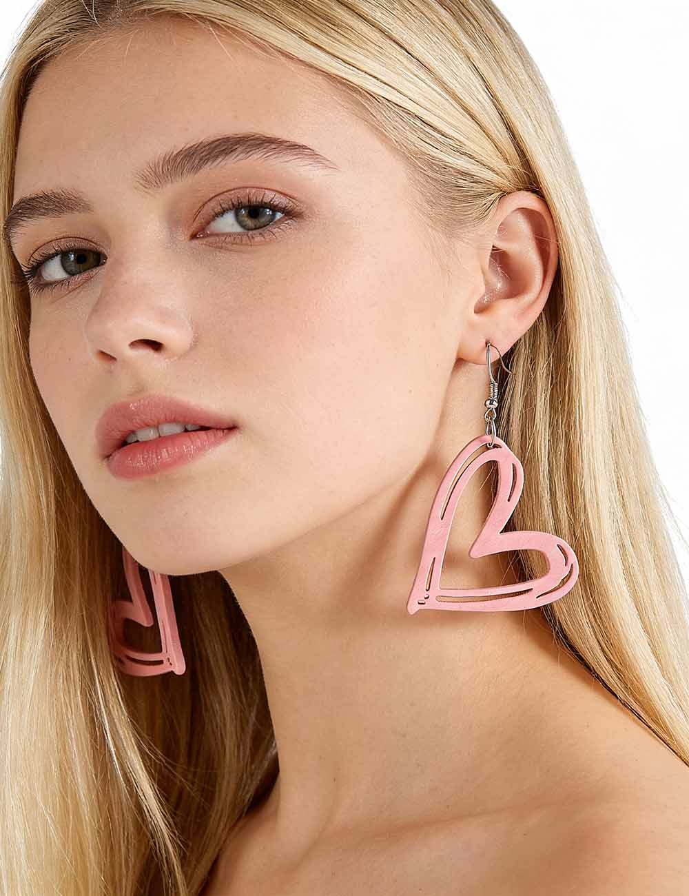 Ladies Valentine Wood Heart Hollow Pendant Earrings