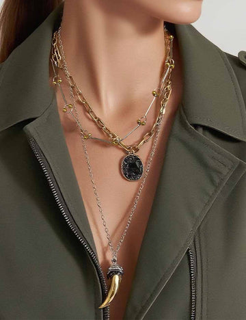 Ladies Alloy Trendy Animal Horn Pendant 3PCS Necklace Set