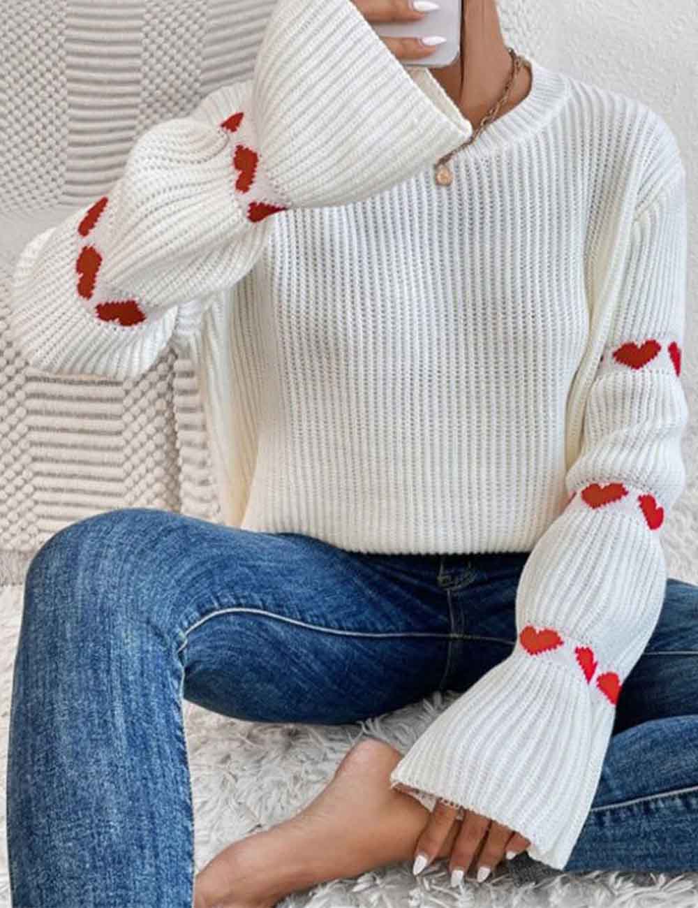 Ladies Pullover Heart Embroidery Flared Sleeves Ribbed Knit Sweater