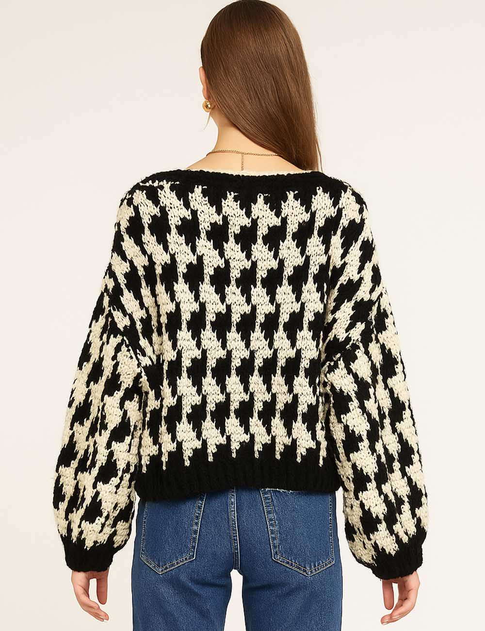 Ladies Houndstooth Pattern V-Neck Button Front Knit Cardigan
