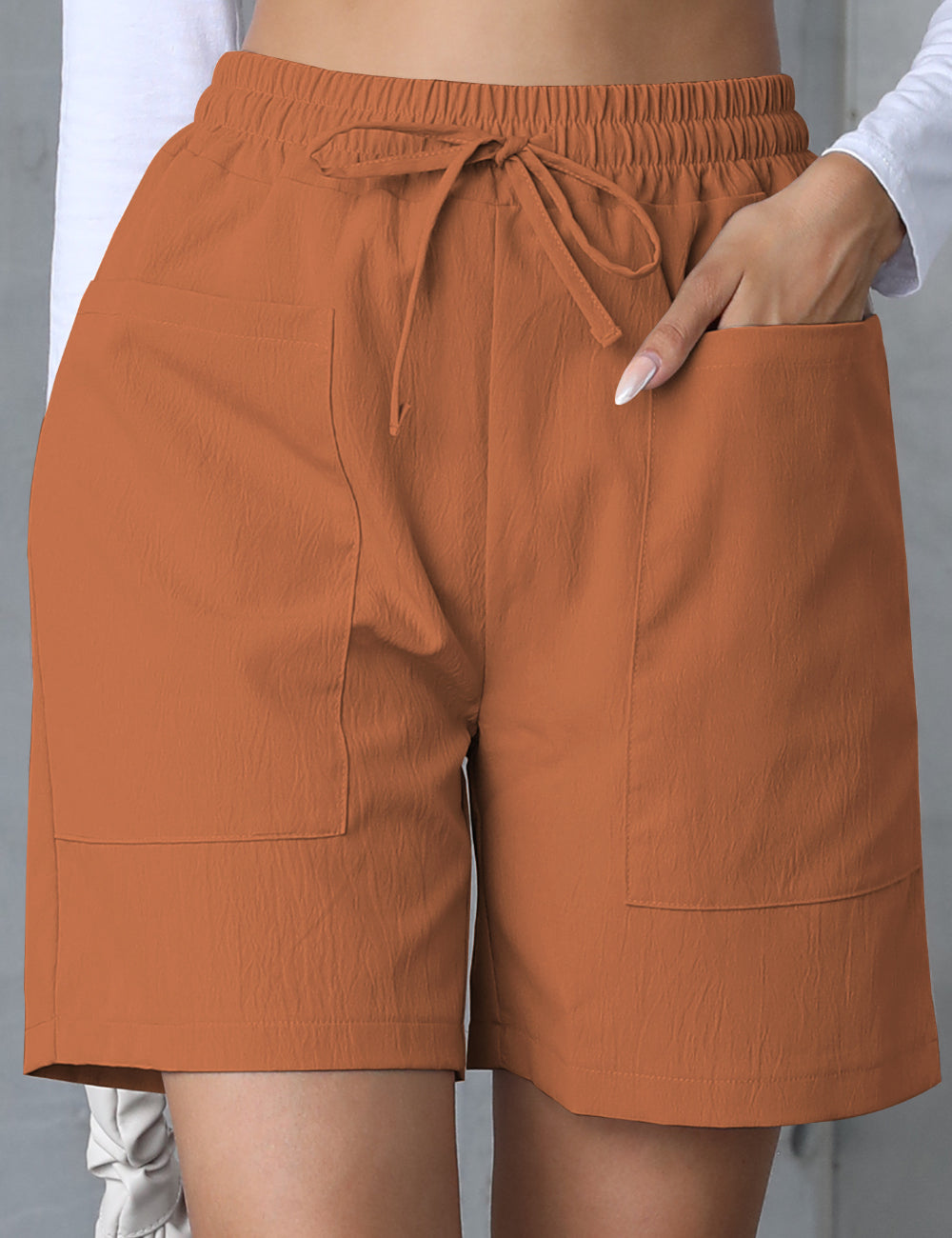 Ladies Solid Color String Tie Pocket Straight Leg Shorts