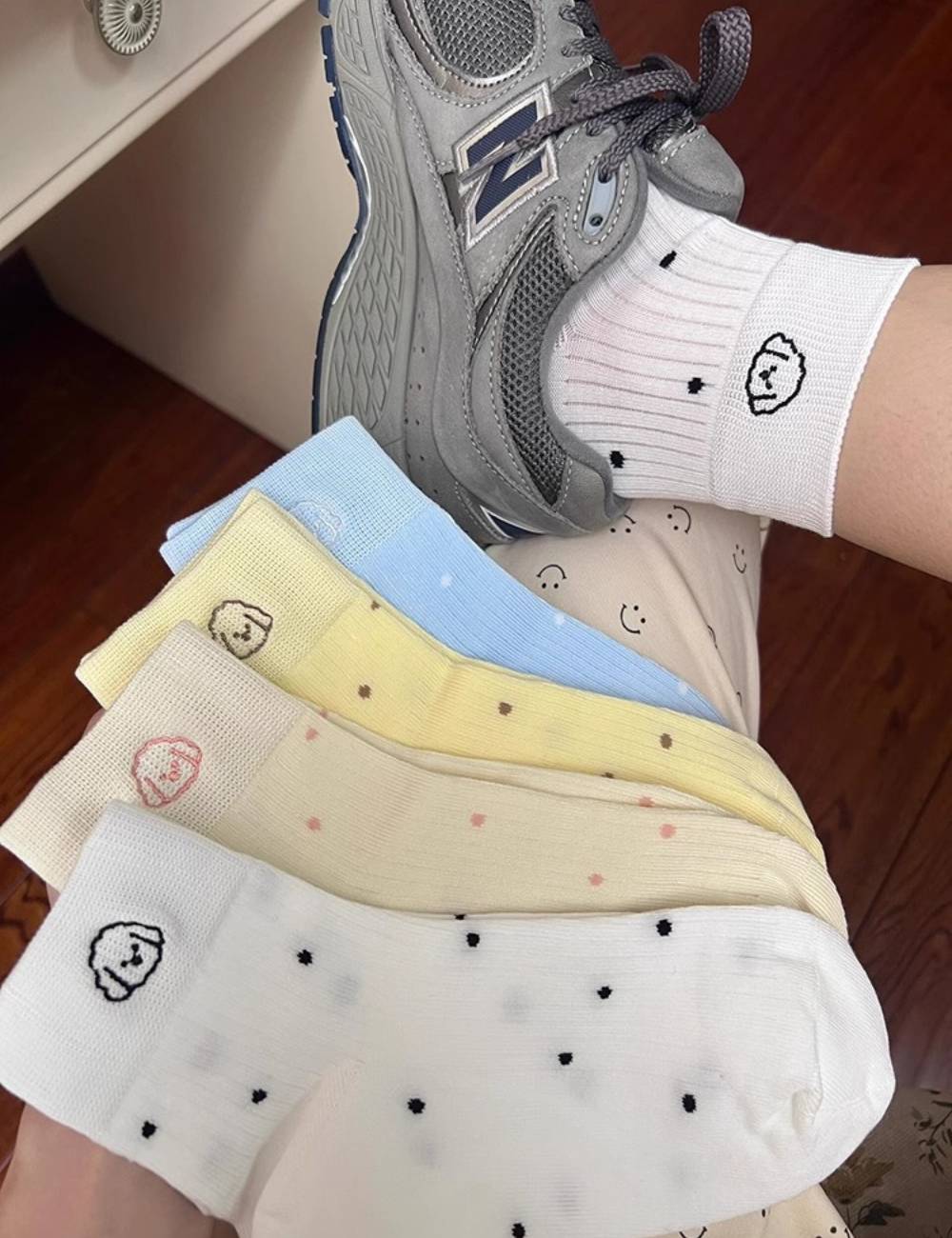 Ladies Embroideries Dog Polka Dot Knit Boat Socks SKAS50011