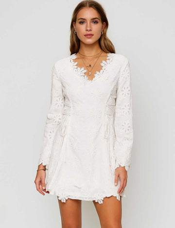 Ladies V-Neck Floral Trim Embroidery Eyelet Long Sleeves Mini Dress