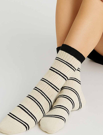 Ladies Color Block Ribbed Knit Midi Calf Socks
