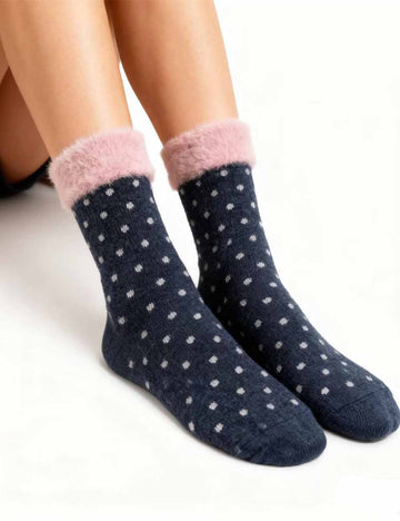 Ladies Cozy Warm Winter Bow Knit Midi Calf Socks