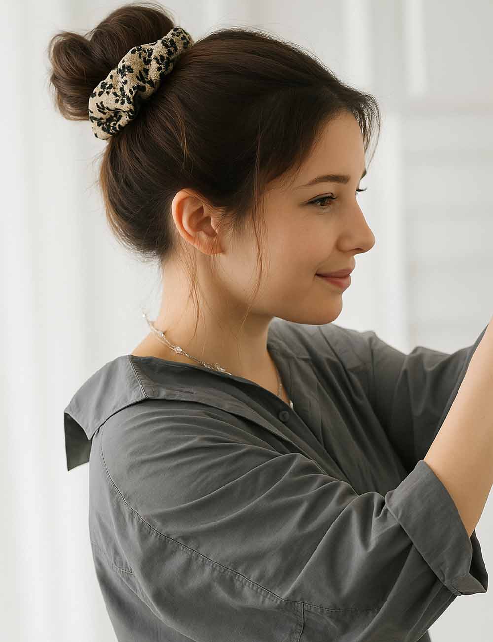 Ladies Simple Fashionable Floral Print Fabric Scrunchie