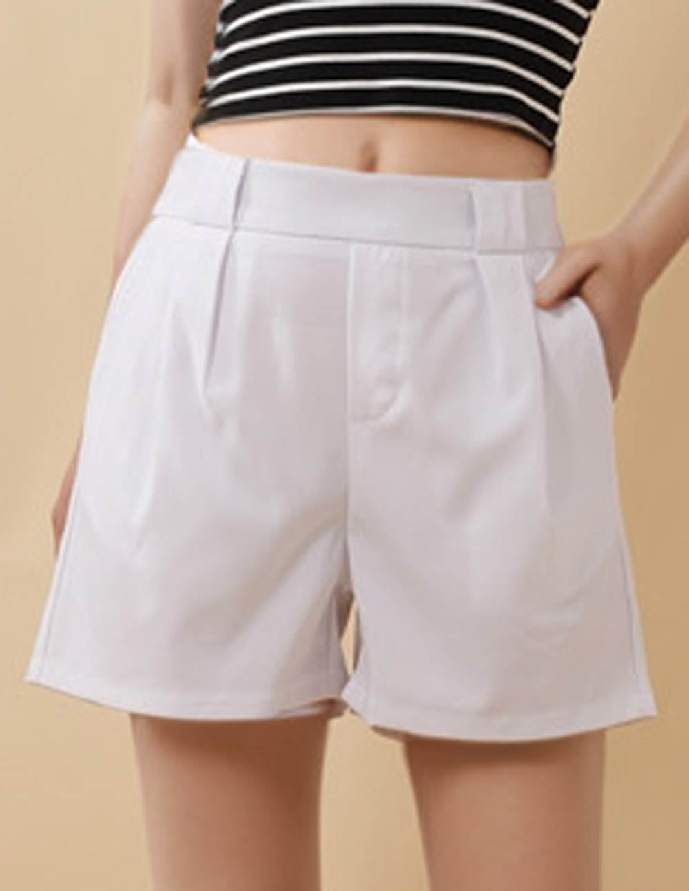 Ladies Solid Color Pocket Elastic Waist Shorts