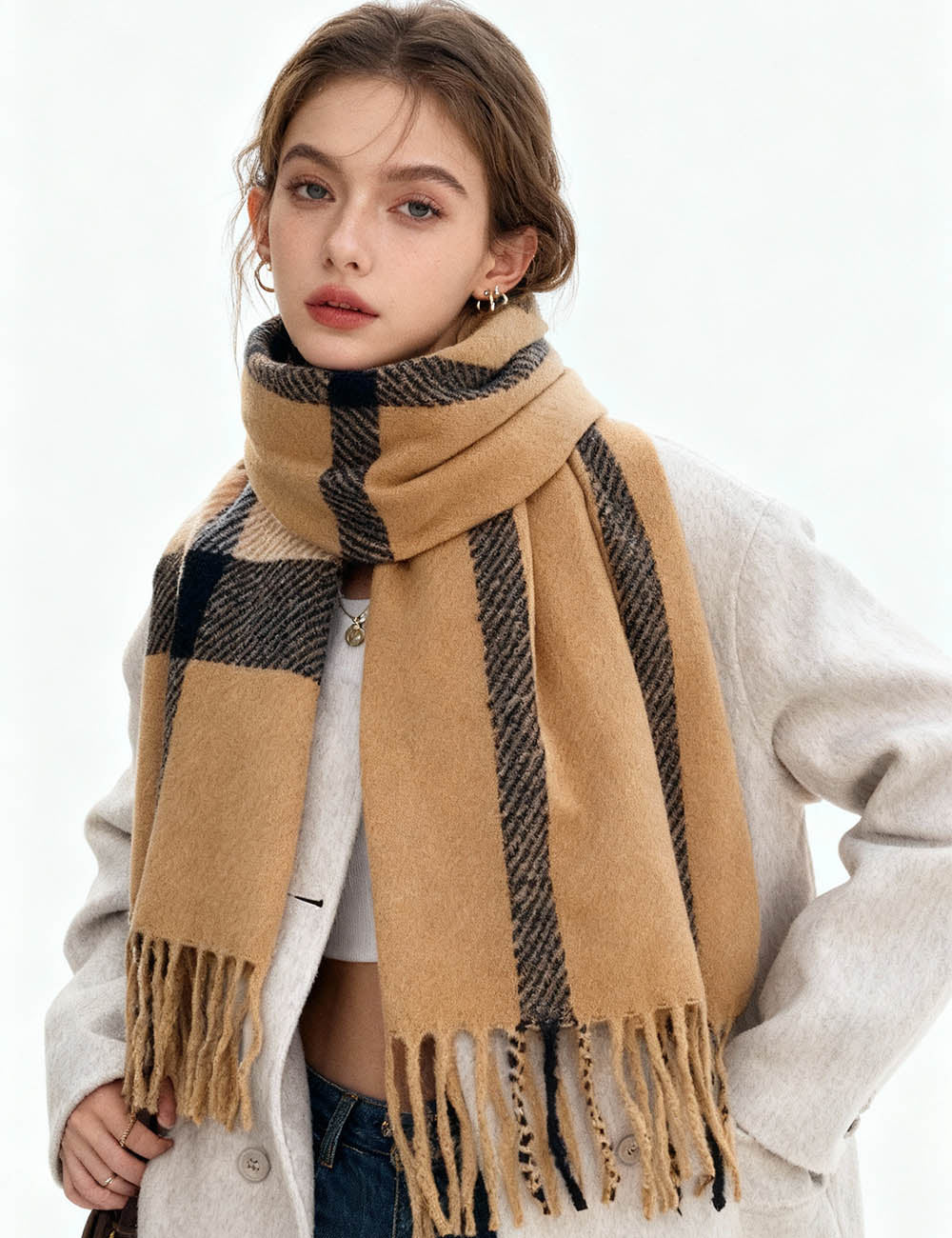 Ladies Cozy Winter Plaid Tassel Knit Scarf