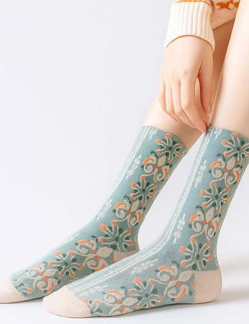 Ladies Vintage Floral Jacquard Mid Calf Socks