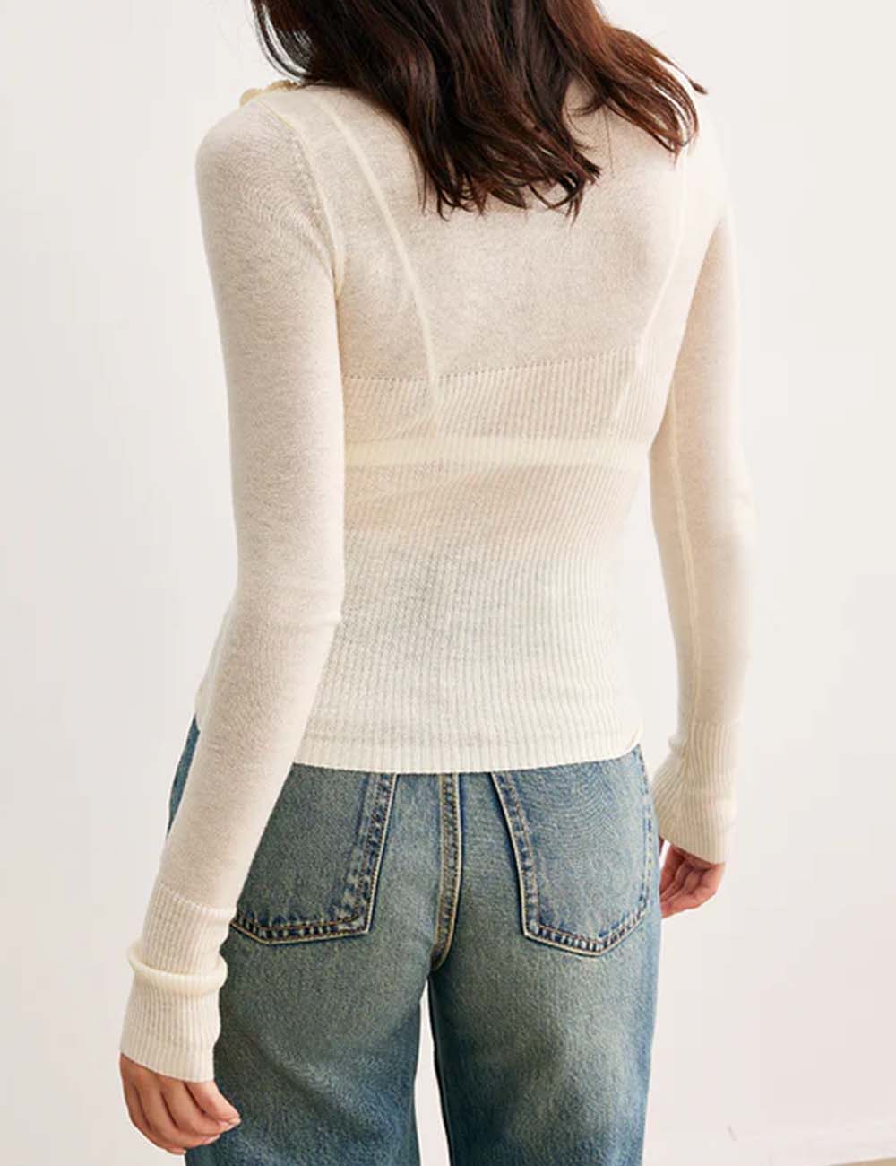 Ladies 3D Flower Crochet Round Neck Knit Layering Top