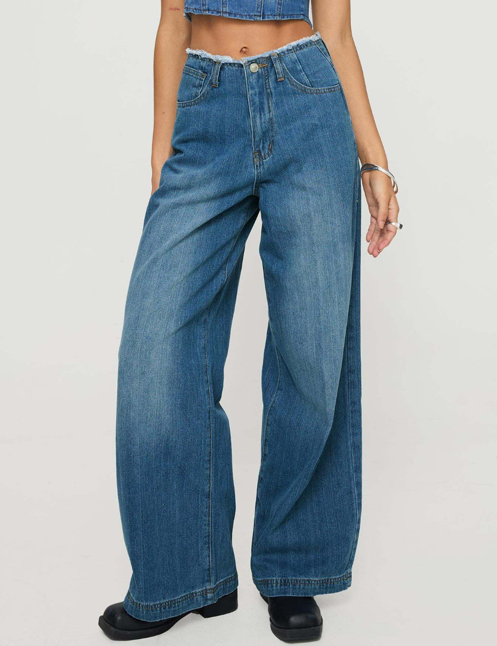 Ladies Frayed Edge Button Pocket Wide Leg Denim Pants