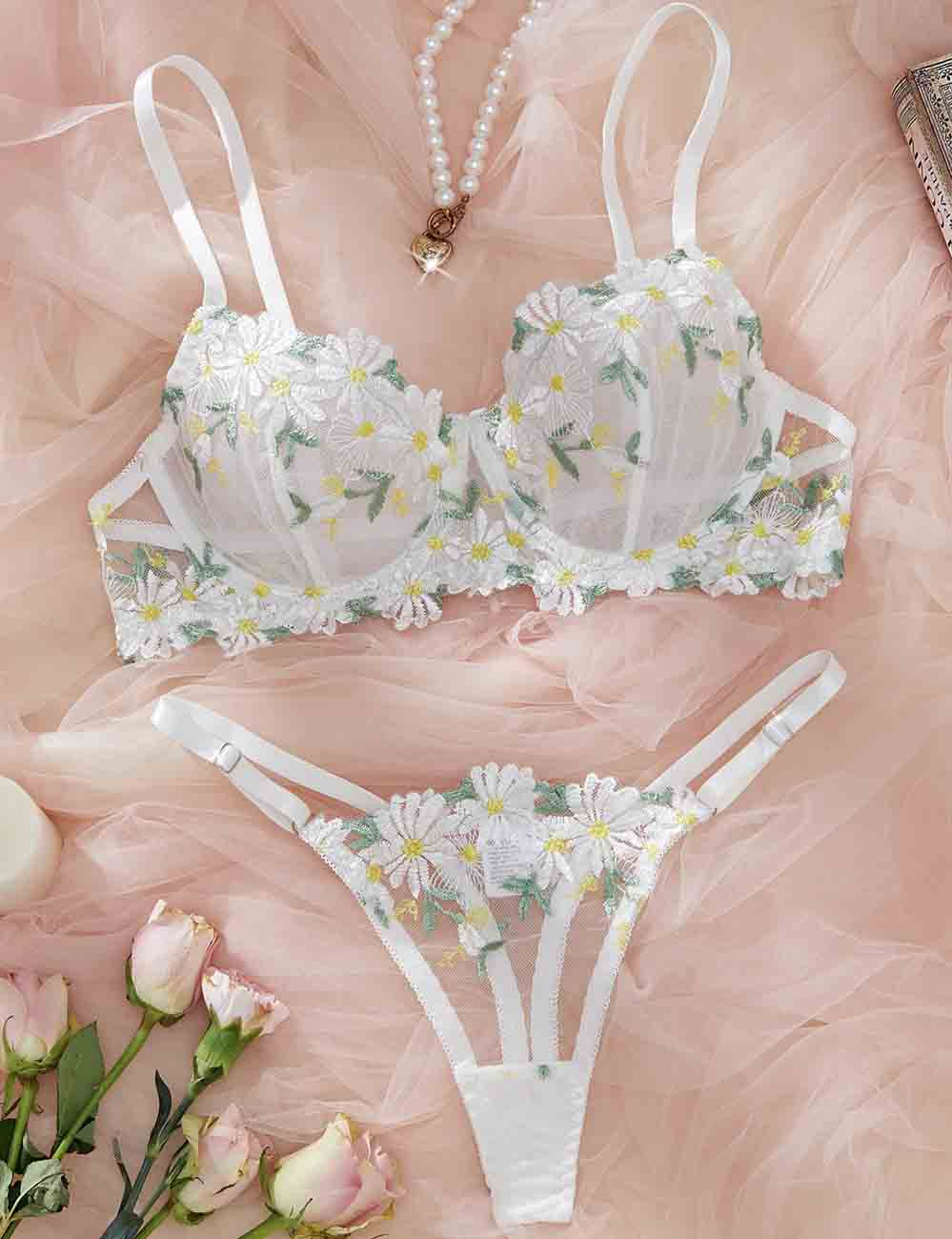 Ladies Floral Embroidery See Through 2PCS Lingerie Set 8XY0132