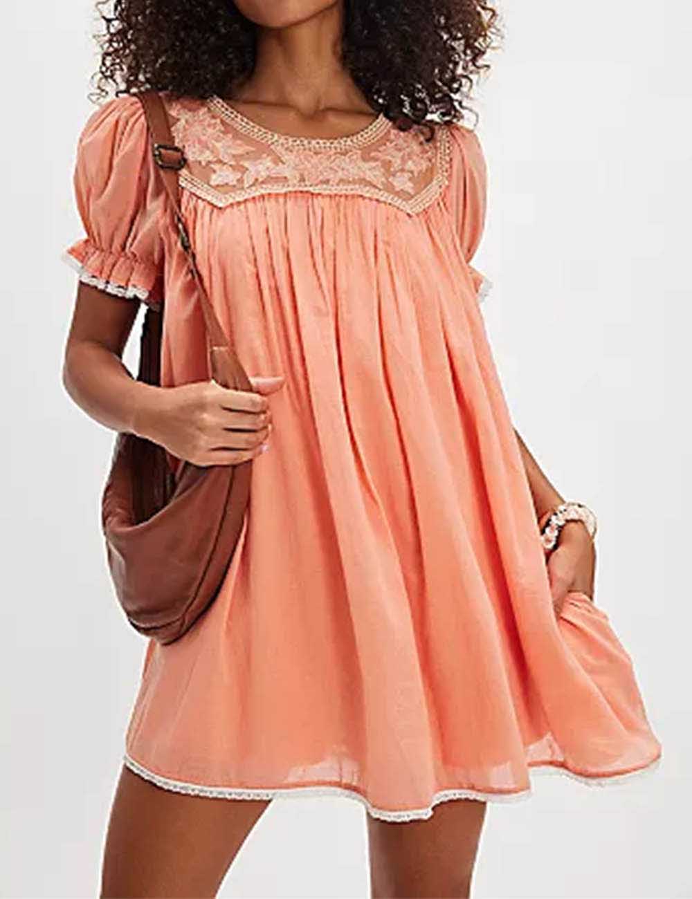 Ladies Color Block Lace Embroidery Short Sleeves Mini Dress
