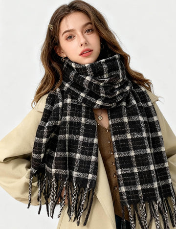 Ladies Christmas Vintage Plaid Tassel Holiday Knit Scarf