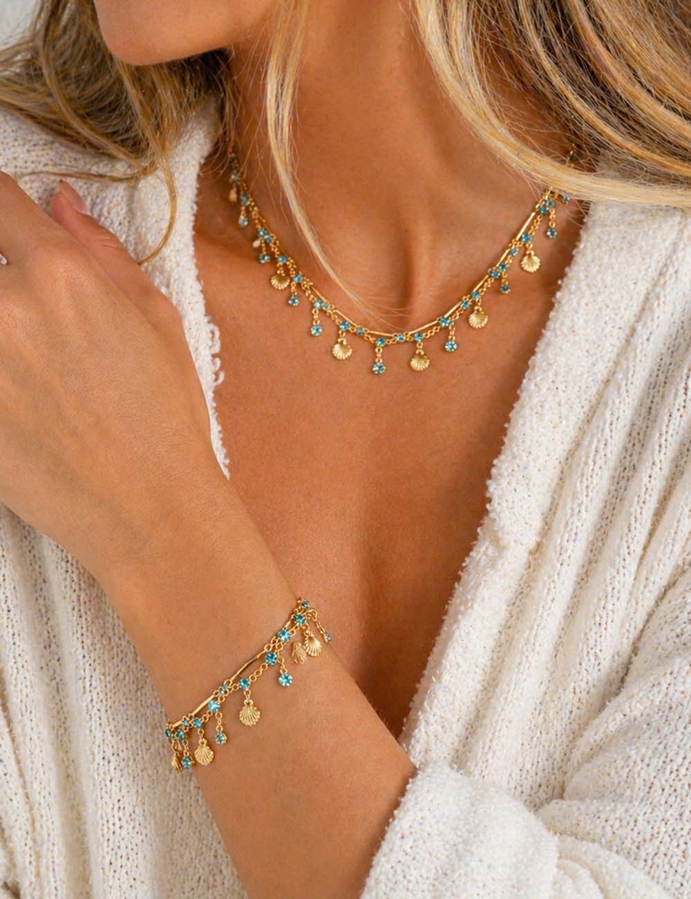 Ladies Sparkle Rhinestone Multi Layer Shell Pendant Beach Necklace
