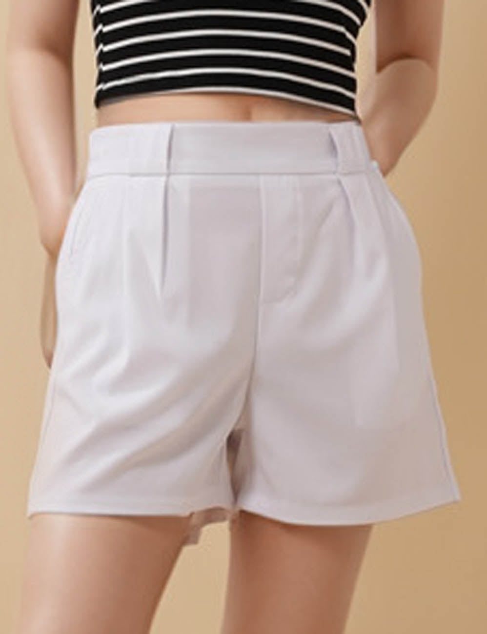 Ladies Solid Color Pocket Elastic Waist Shorts