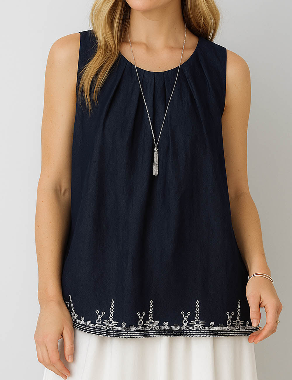 Ladies Round Neck Embroidery Sleeveless Ruched Vest