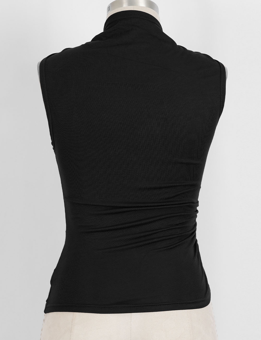 Ladies Twist Neck Solid Color Sleeveless Ruched Top