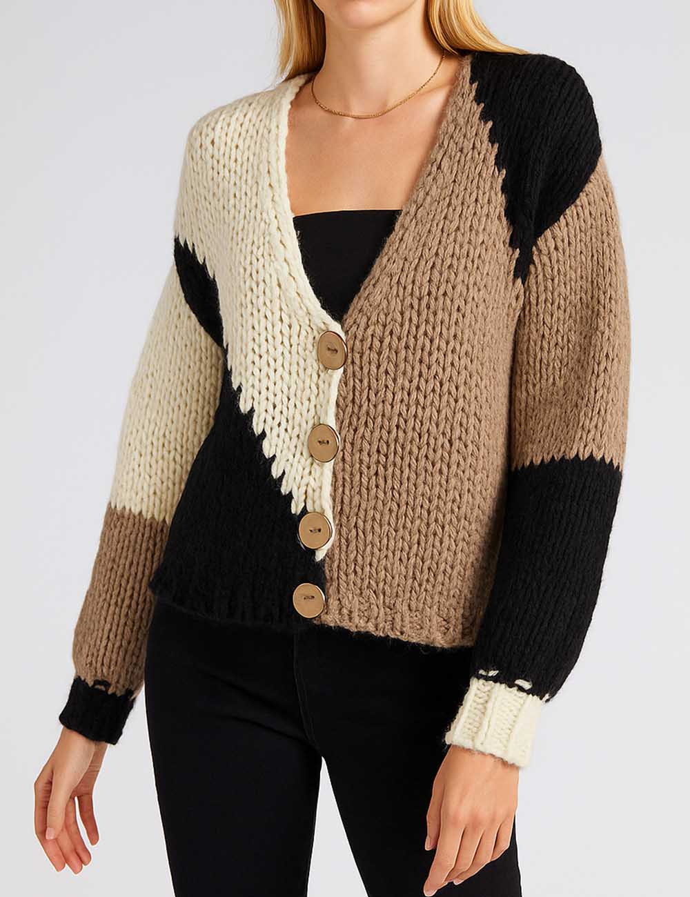 Ladies Chunky Knit Contrast Color Geometric V-Neck Cardigan
