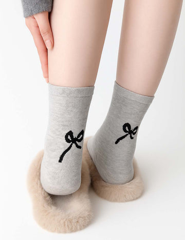 Ladies Cute Bow Pattern Knit Midi Calf Socks