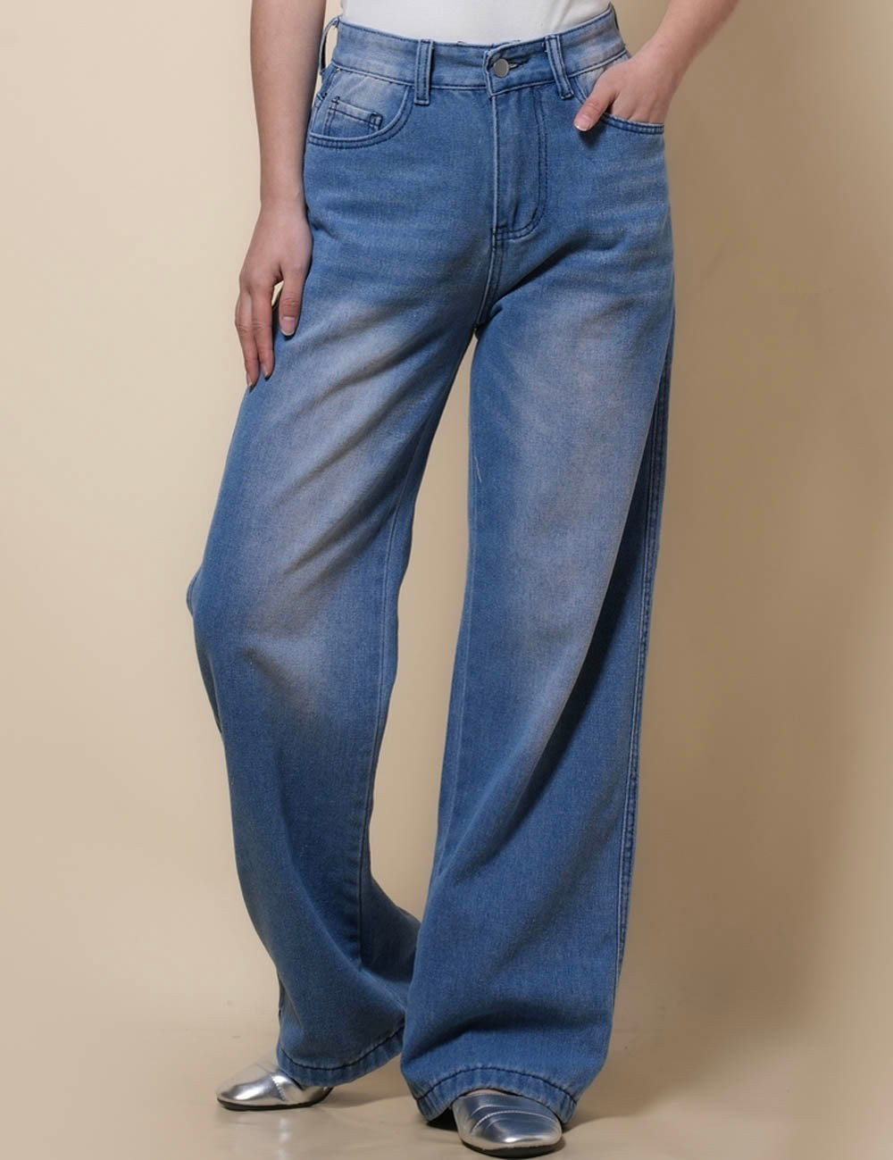 Ladies Stright Leg Pockets Denim Pants SKP41109