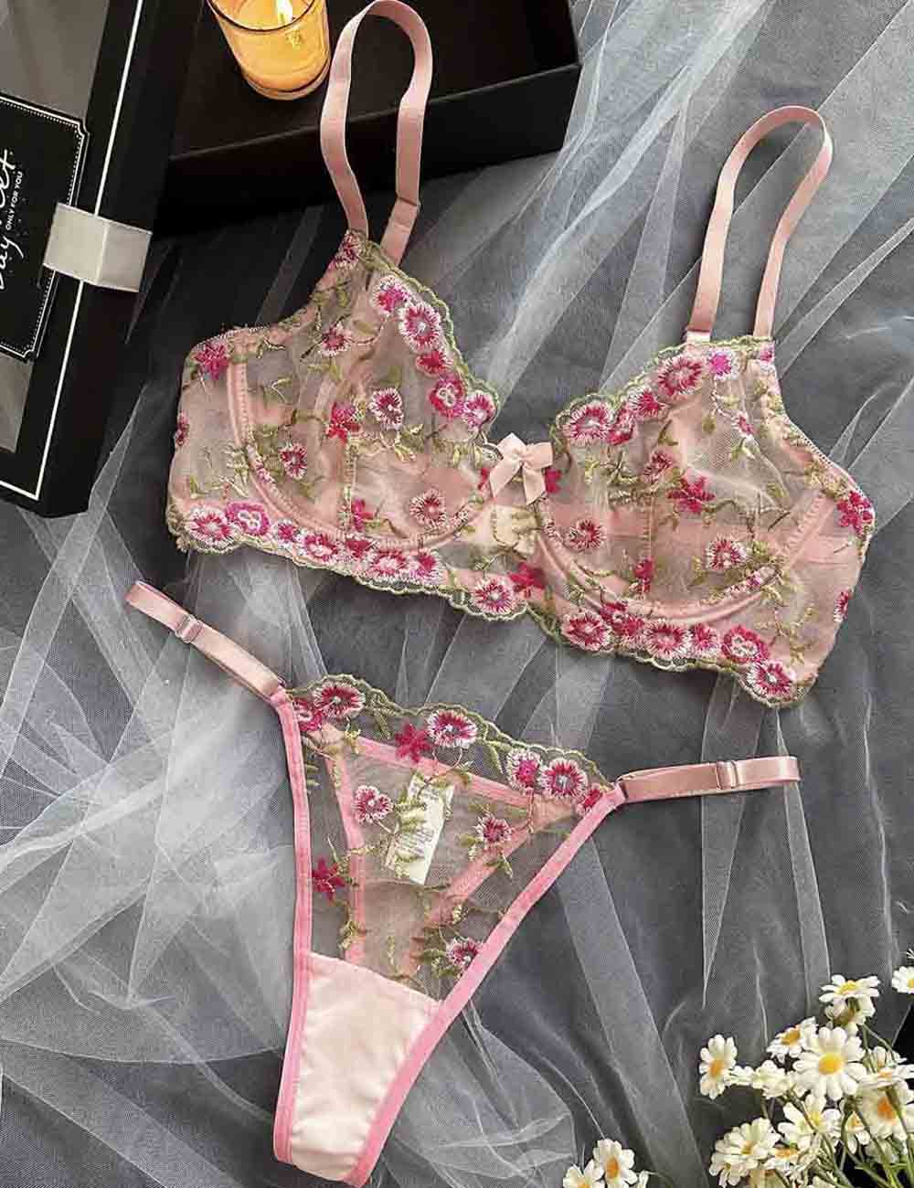 Ladies Floral Embroidery See Through 2PCS Lingerie Set 8HF4029