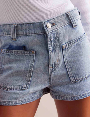 Ladies Solid Color Button Pocket Shorts