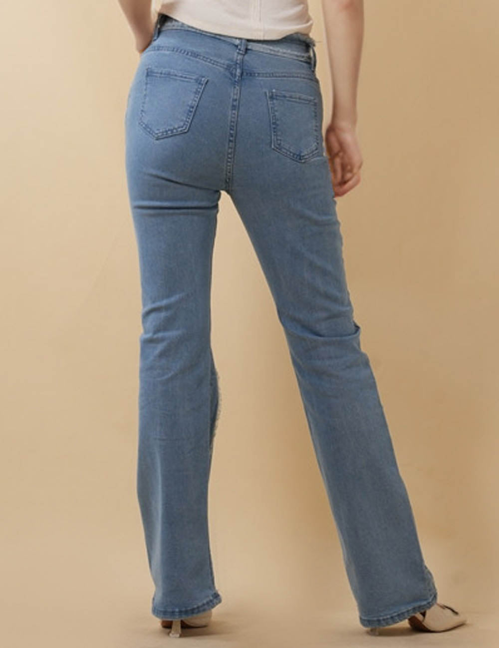 Ladies Raw-Edge Button Pocket Flare Leg Denim Pants