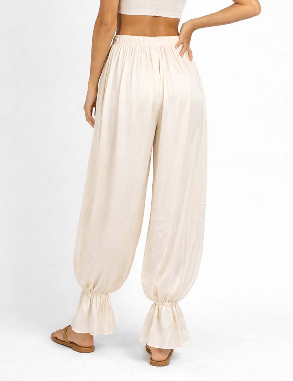 Ladies Solid Color Ruffle Hem Balloon Pants
