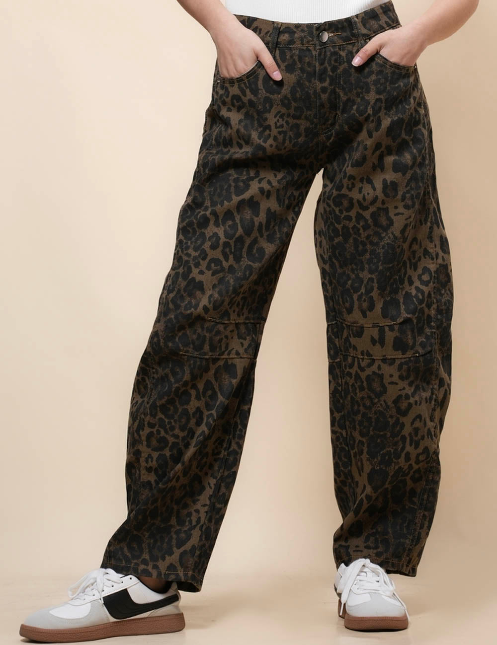 Ladie Mid Rise Leopard Denim Pants Barrel Jeans SKP41041