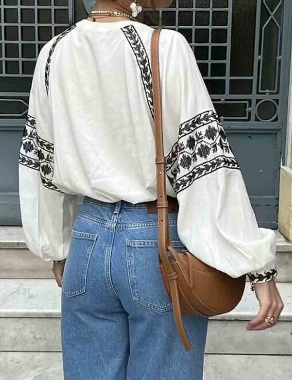 Ladies V-Neck Color Block Embroidery Long Sleeves Blouse