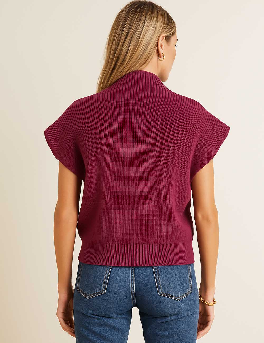 Ladies Solid Color Crew Neck Cap Sleeves Knit Top